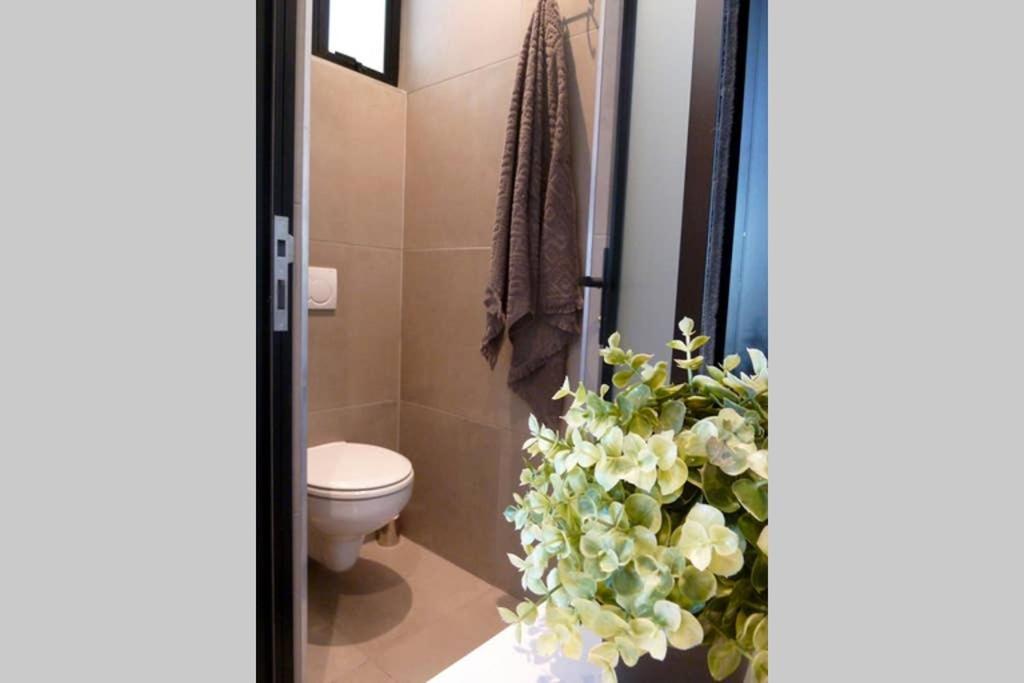 Urban Nest In Vibrant Green Point Cape Town Bagian luar foto